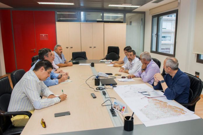 Reunión de trabajo, impulsada por el alcalde de Cartagena, José López, sobre las obras urgentes a acometer en el Mar Menor.